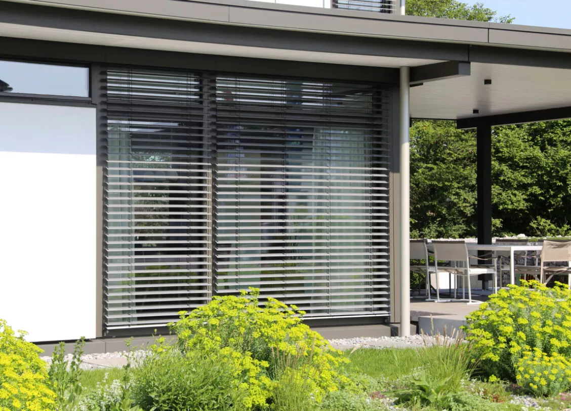 brise soleil store